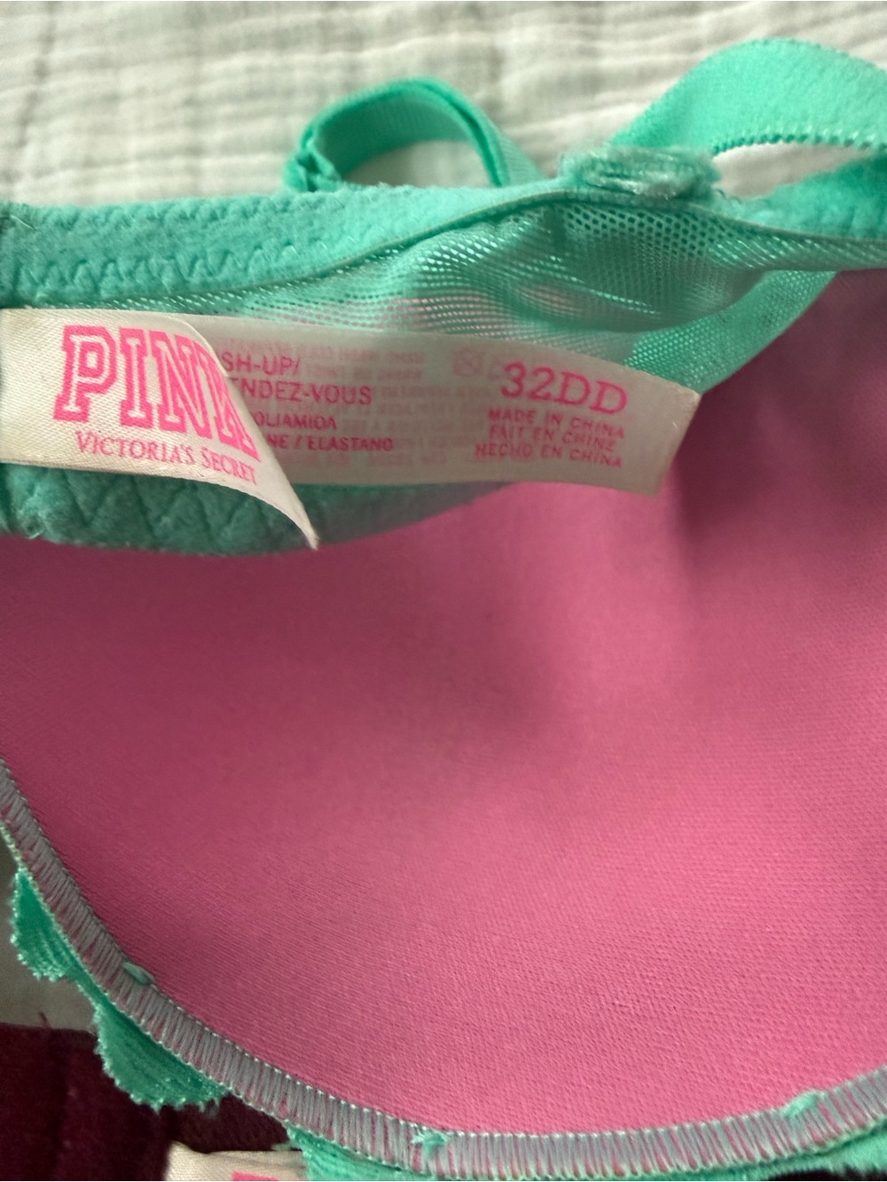 Victoria’s Secret PINK bras - Picture 3 of 4